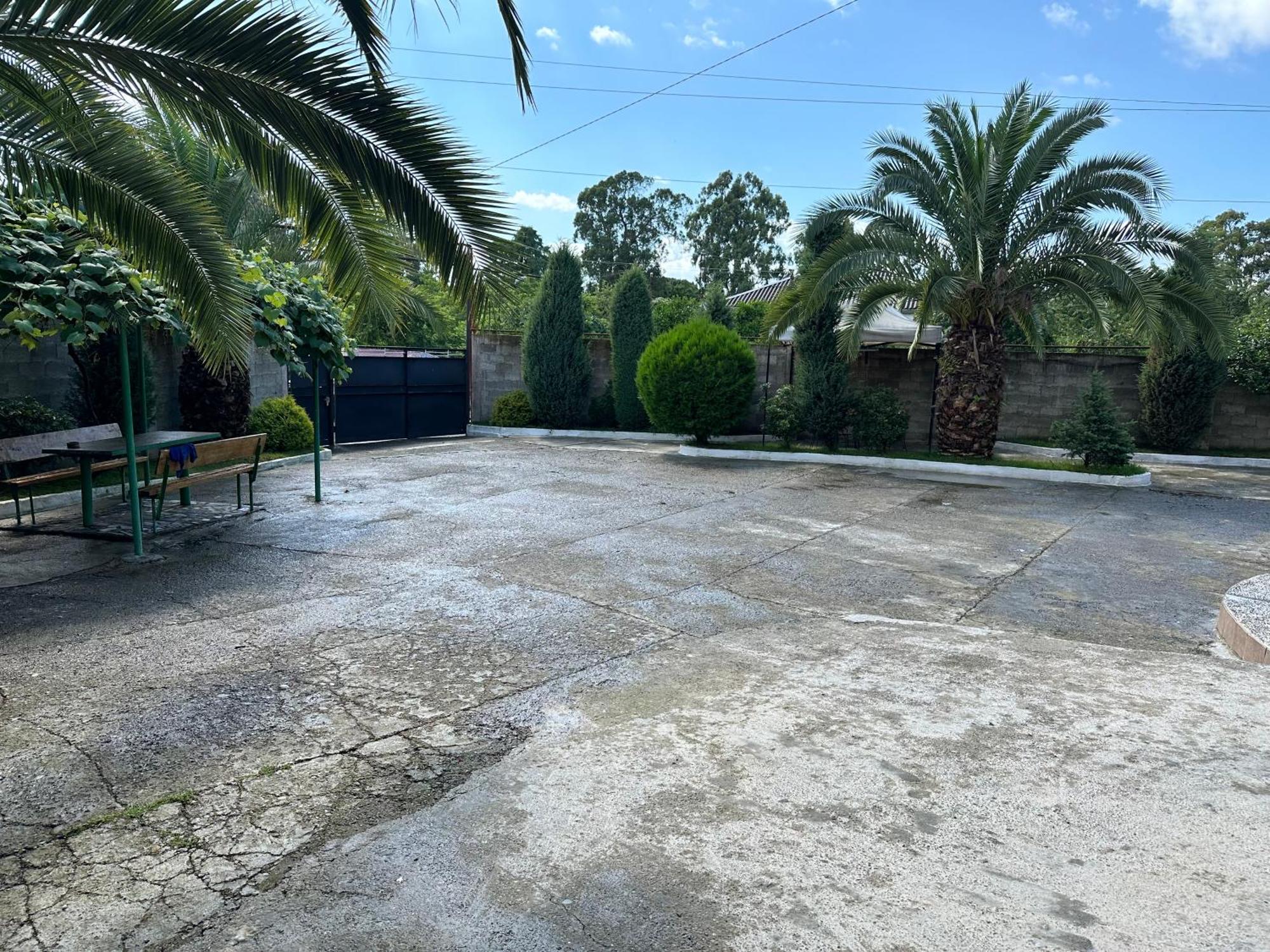 Green House Kobuleti Luaran gambar